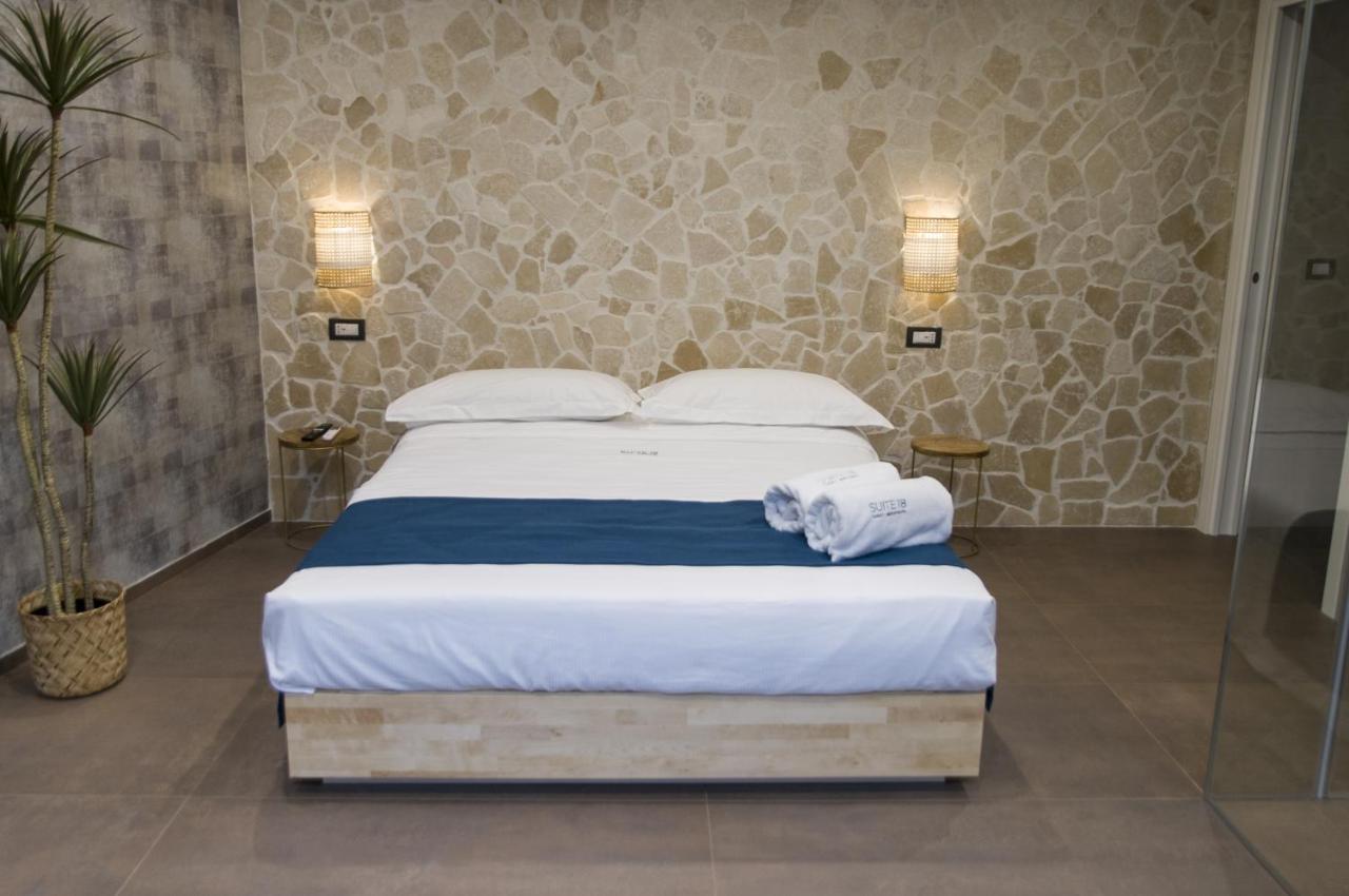 Suite 18 Luxury Apartments Bari Exteriér fotografie