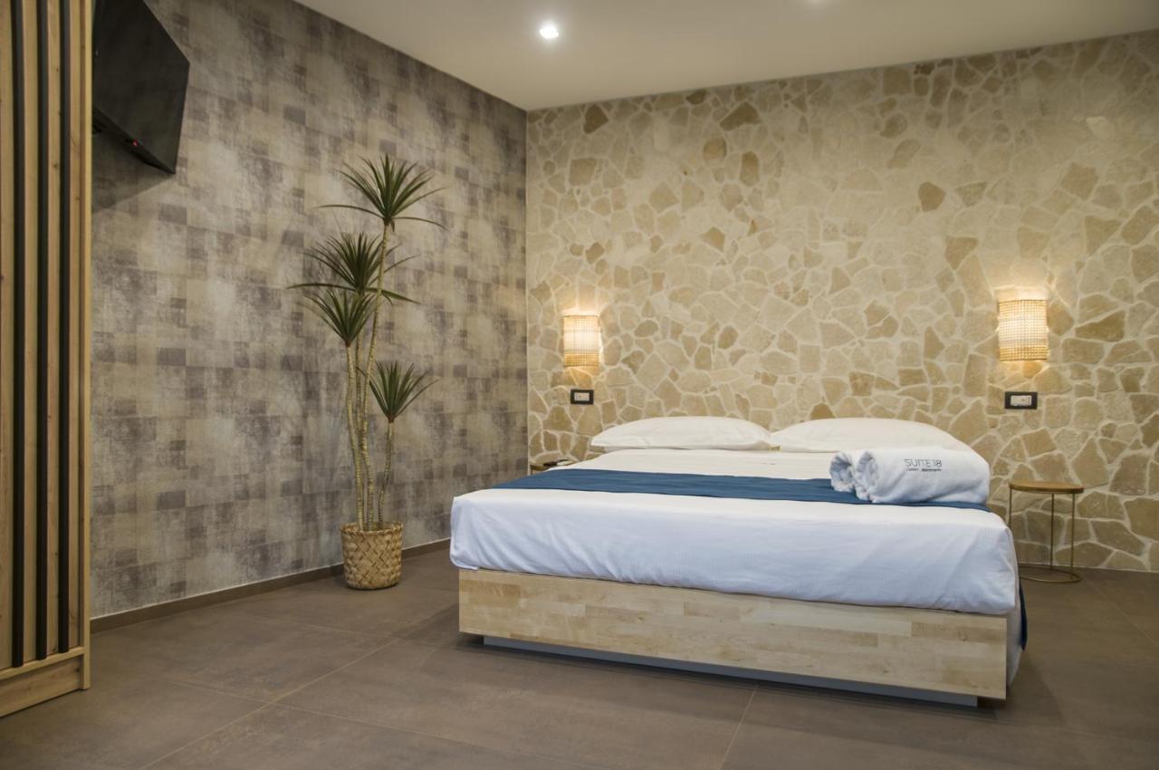 Suite 18 Luxury Apartments Bari Exteriér fotografie