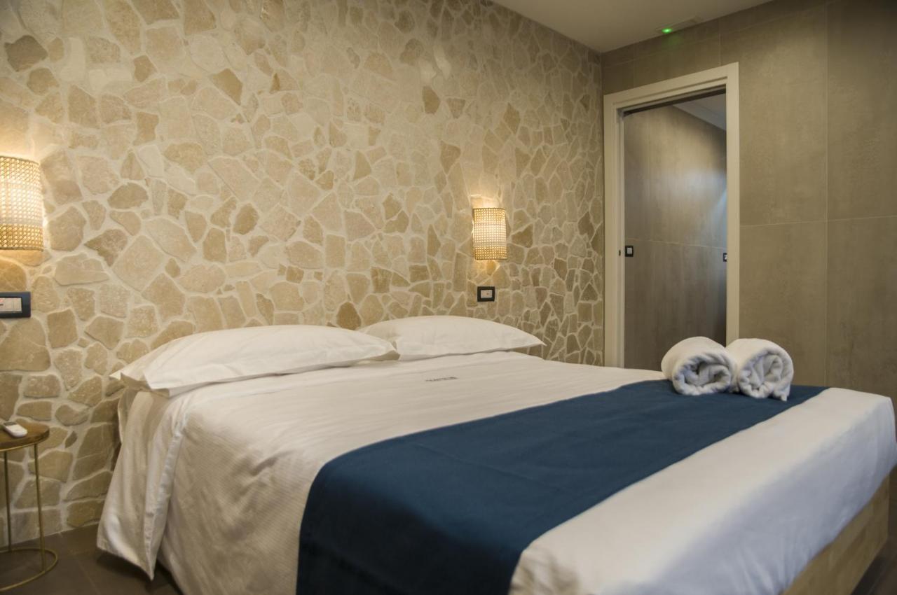 Suite 18 Luxury Apartments Bari Exteriér fotografie