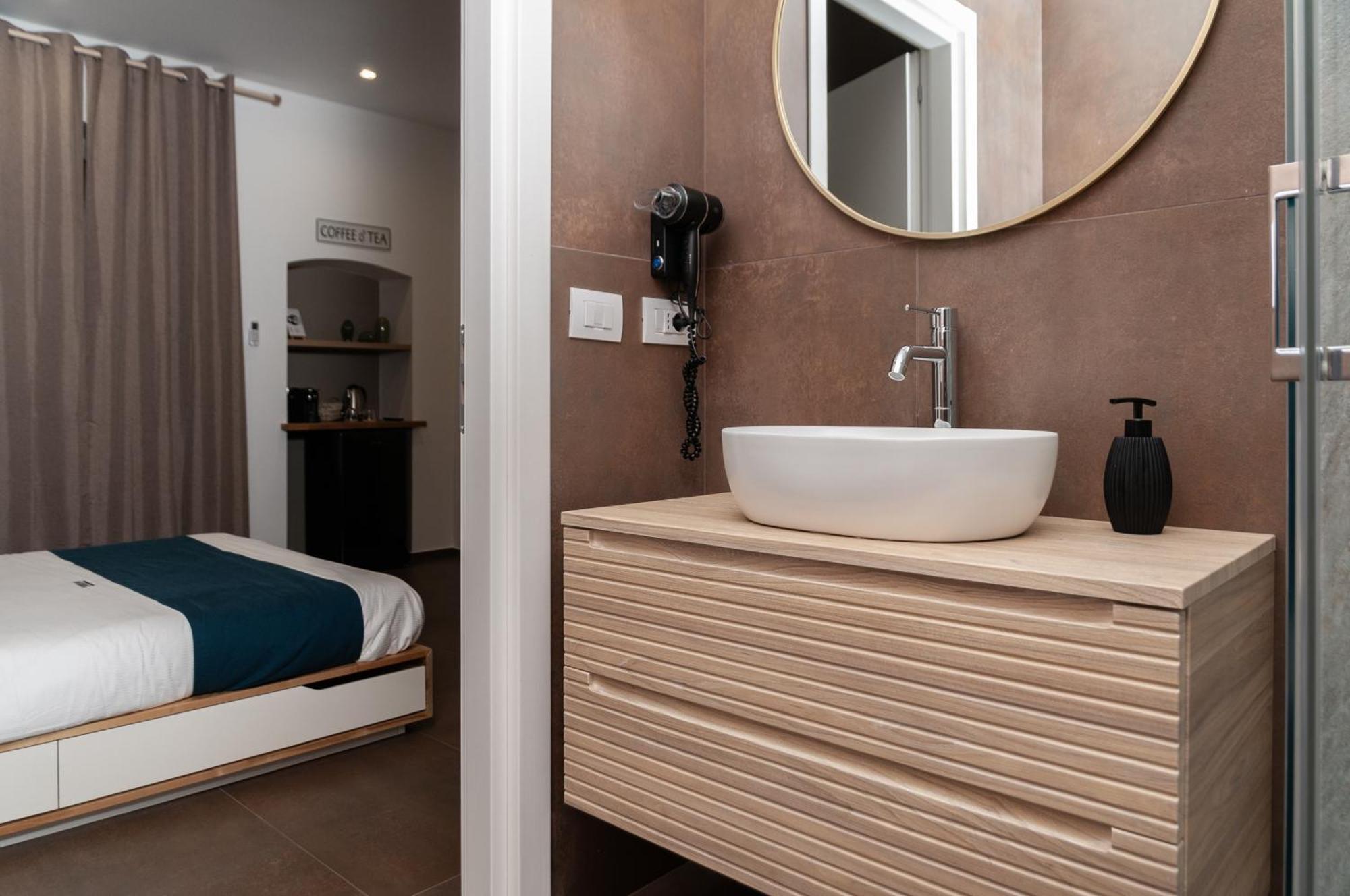 Suite 18 Luxury Apartments Bari Exteriér fotografie