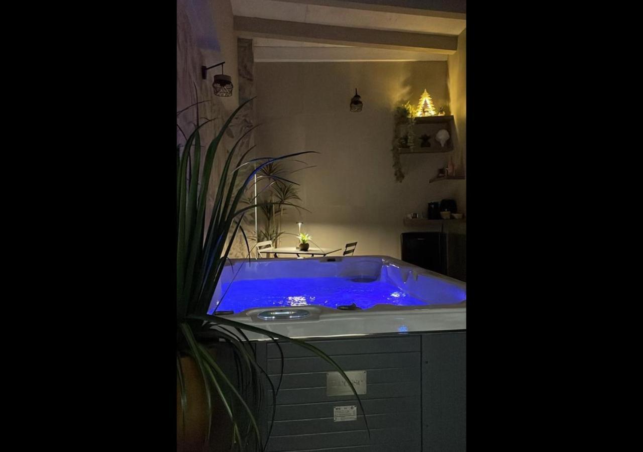 Suite 18 Luxury Apartments Bari Exteriér fotografie